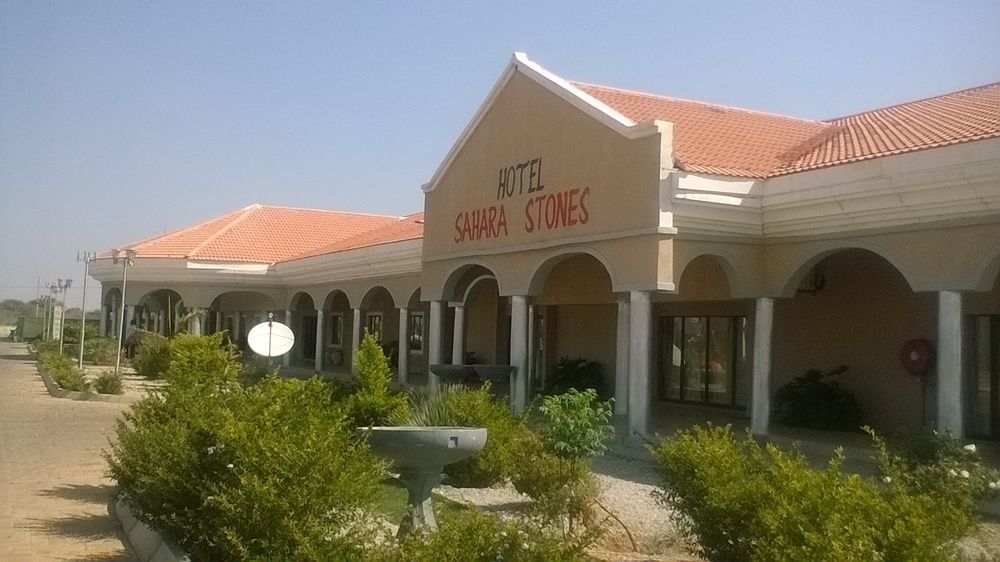 Sahara Stones Hotel Palapye Exterior foto